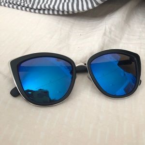 Black Sunnies